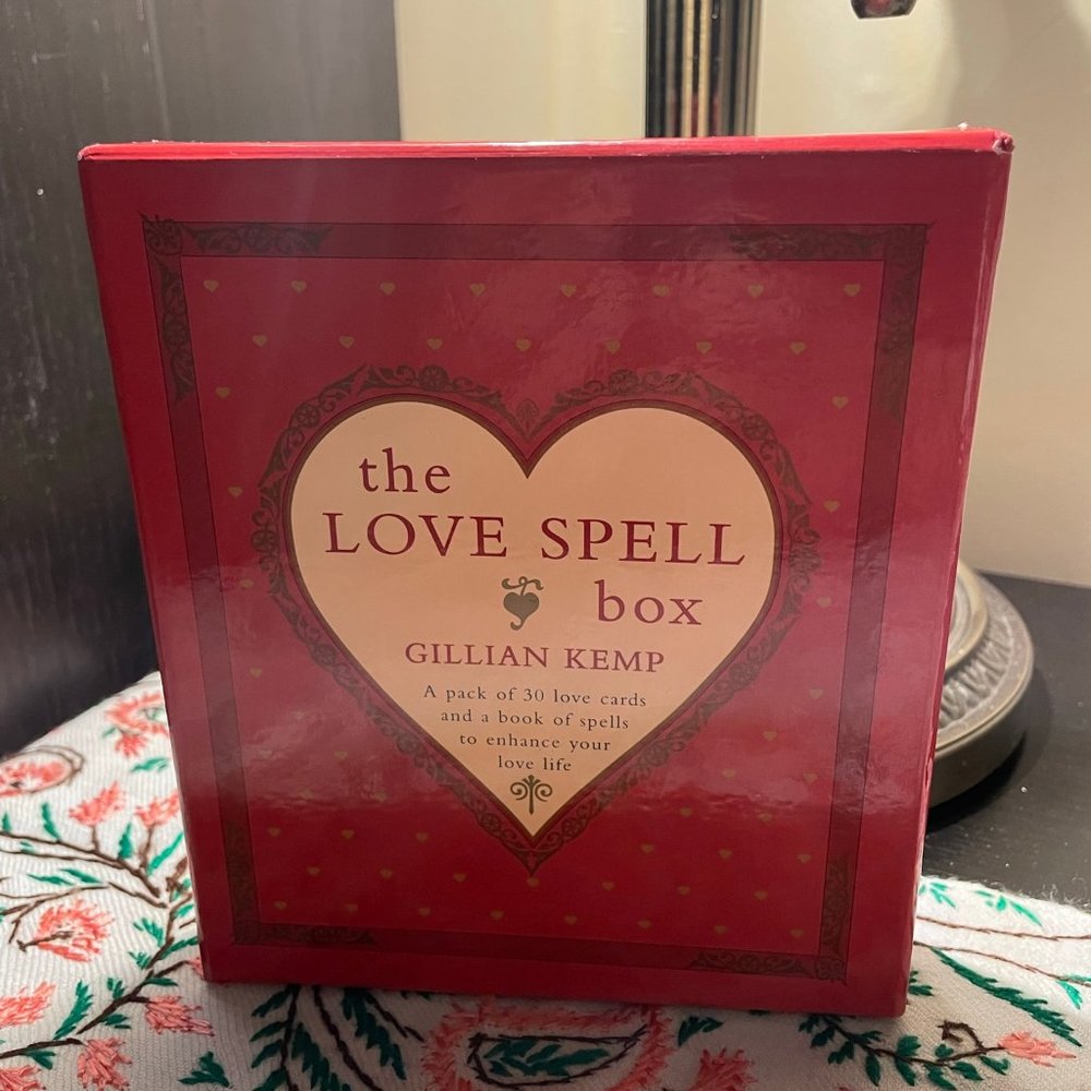 The Love Spell Box by Gillian Kemp – 30 Potent Spells to Enhance Your Love Life